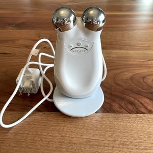 NūFACE TRINITY PRO - used once